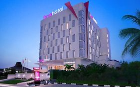 Fave Plus Hotel Palembang